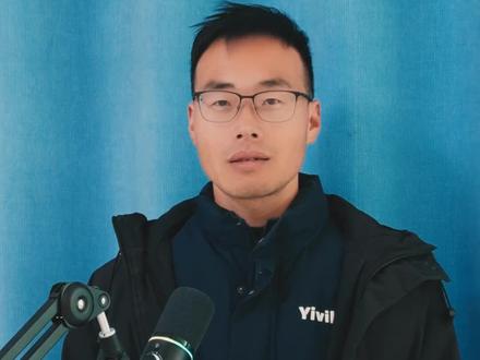 华为Mate80打开1个开关,桌面图标瞬间变漂亮了 从来没有的视觉感受,华为Mate80升级到全新鸿蒙6系统后,多了个沉浸光感视效的功能。开启后,桌面图标变立体通透,下拉菜单栏也呈现出透明玻璃效果,并且点击还出现离子特效。这个功能不知道怎么设置的,视频中有操作方法啊。#华为Mate80系列 #沉浸光感视效 #鸿蒙越用越香 #可靠的Mate #华为手机小技巧