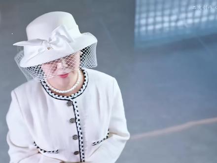 辛特助的白眼真的爱了#灵魂画手 #搞笑 #年少有为 #辛特助 #剪映