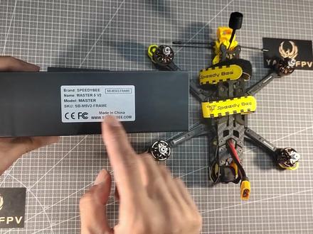 组装详解Speedybee Master5 V2机架升级了什么?解决了什么问题? #穿越机 #航模 #fpv