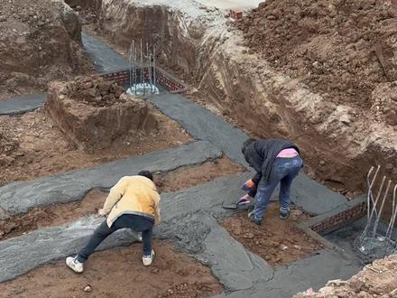 今天说一下基础为什么一定要做垫层。#专业的事交给专业的人