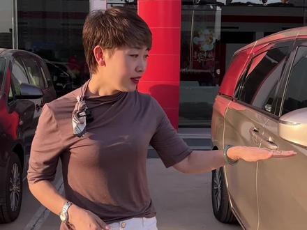 别克GL8 653 大漠金 车+改装 33.8万 可上全国户,#别克GL8 #GL8改装#航空座椅改装 #商务车改装 #西安商务车