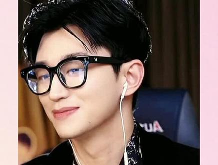 居桉思威
连完丈母娘,让我回味一下@朱桉汲💽 #你是凭实力刷到的 #这谁顶得住啊 #我要上热门 #抖音小助手 #向全世界安利 #居桉思威 #名场面 #甜甜的恋爱 #磕糖 #你动心了吗