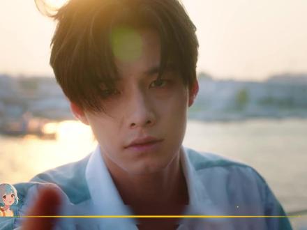 电视剧双轨:靳朝的爱全都藏在细节里。 #何与韩系男主照进现偶 #与靳朝同行 #何与 #双轨 #靳朝