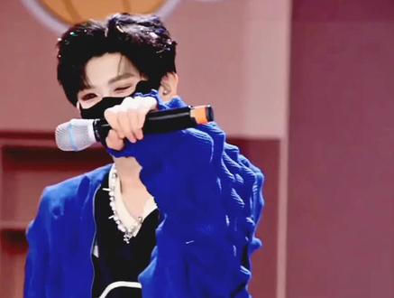 #T.缘 #有谱歌曲 #平安喜乐诸事顺遂 歌曲有点儿长,好听,想听!!!腿也有点儿长,想要,想长!!!不光腿长还ㄒ♞Ð帅!🤩