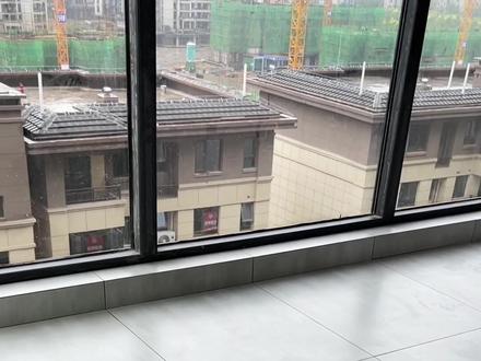 大家好,今天给大家分享一下750✖️1500全屋通铺效果,视频有点长,希望视频能给正在装修的朋友们有所帮助,谢谢大家的支持与点赞👍#施工现场实拍