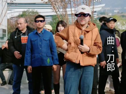 ♥方君户外版《西海情歌》♥
#索图大舞台 #户外唱歌 #刀郎经典歌曲 #西海情歌
@索图 @方君🎙️ @抖音小助手