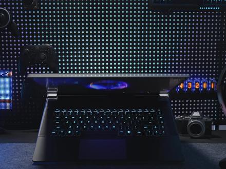 酷炫的#桌搭离不开灯效的配合,#外星人x16教你快速掌握AlienFX™流程!#外星人笔记本