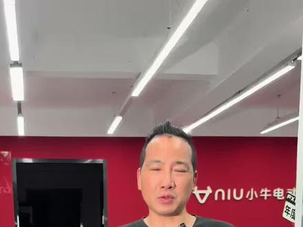 电动车有电不走又没有代码没有故障显现出来的情况下怎么处理 这种情况一般是刹车断电问题,有可能刹车断电开关坏了,也有可能刹车不回弹,比如说刹车上泵故障,刹车被雨衣挡风护手罩等挡到#真实分享电动车知识 #电动车问题解答 #长沙电动车#长沙小牛电动#高端智能就选小牛