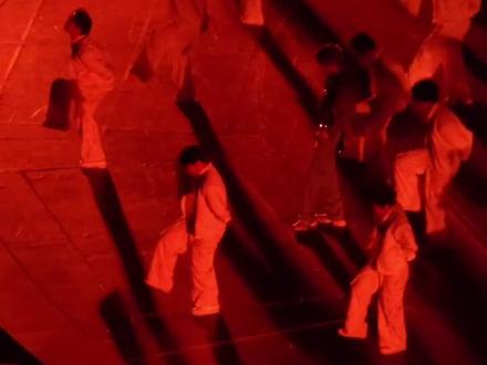 wfjj招不招笑? 看个搞笑的,哈哈哈哈哈哈月月力挺红色,视频来源@今天也要好好吃饭🌽(见到月月啦) #梓渝演唱会 #lp