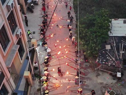 化州西湾火把节|正月初八,火龙巡村,燃爆全场 #化州 #化州年例 #西湾火把节 #长岐镇西湾