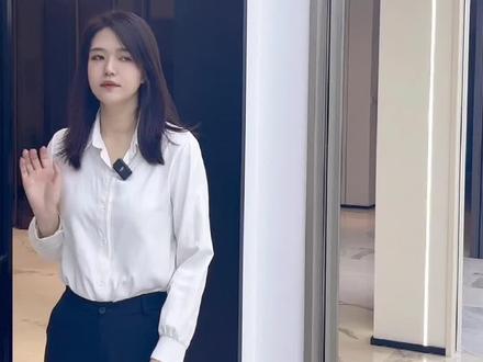 4016完美系统无胶单玻门,带来极致的视觉效果,颜值更出众,高级感满满!#系统门窗 #门窗人 #值得信赖的品质 #只做高品质 #源头工厂