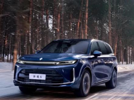 搭载华为乾崑ADS 4!五菱华境S曝光:1.5T配41.9度大电池#五菱 #五菱华境S #2026懂车帝抖音汽车种草内容创作大赛 #潜力新星 #抖音汽车新知计划 @抖音汽车编辑部