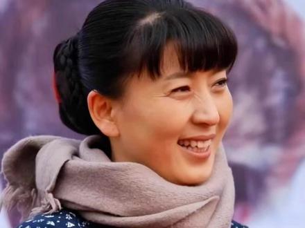 闫学晶风波任未平息
#闫学晶 #中戏 #陈刚 #反腐 #郝戎