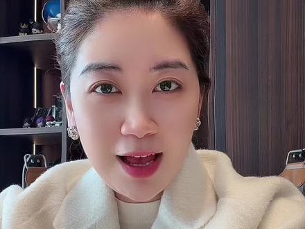 黄金昨天大跳水,但是今天很快又收复失地。目前5000支撑还是很强劲,现在黄金低点不断抬高。本周CPI、PCE数据很关键,5100下方适合逢低布局,最后呢三月下旬行情会加速,拿好低价筹码静待拉升。(个人观点分析,仅供交流,不做任何投资建议,敬畏市场,注意风险)