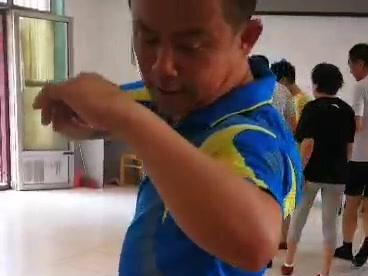 #快乐踢毽 天津八名腿三毛吴安和老师指导花毽踢法—抹踢