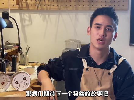 羡慕以前父母辈是只跟一人谈爱,不像现在是跟很多人留情。永恒的玫瑰送给永恒的爱情。#爱情#玫瑰