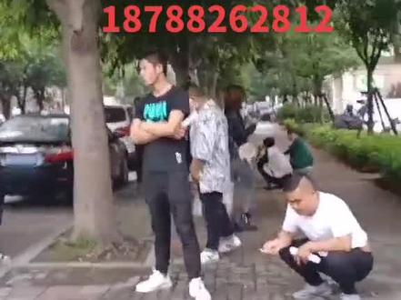 在这个多灾多难的一年里,找一个靠谱的工作好好上班吧!福清冠捷小时工18元/小时,男女16—45周岁。