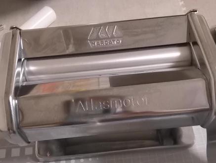 关于压面机的清洁
#清洁 #烘焙 #日常vlog