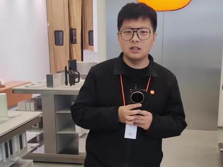 别划走!小米17 Ultra影像教学+购机福利双暴击💥
徕卡2亿像素连续光变、75-100mm黄金人像焦段、夜景超纯画质,影像功能一次捋清!
更有超级补贴:月话费90+立减800-2000元,专业影像旗舰直接低价拿下~
跟着视频操作,小白也能拍出电影感大片!
#小米17Ultra #手机影像教程 #购机优惠 #数码好物推荐#小米科技年货节好物推荐