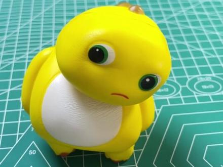 明星都喜欢的解压玩具,它真的好玩吗? #测评 #小奶龙 #解压玩具 #马力大叔测评#上班和上香之间选择解压玩具