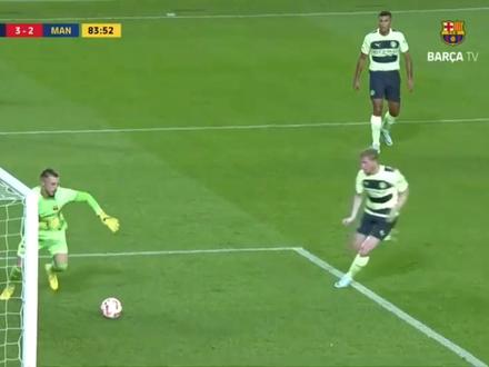 老友记!巴萨3-3战平曼城!德佩传射德容破门哈兰德“友谊”造点