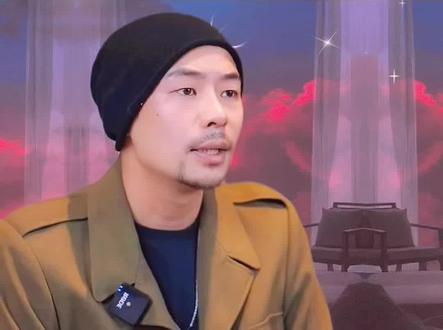 如果一个女人对你不作,不闹,不粘你会是什么样的?#女人 #婚姻 #情感