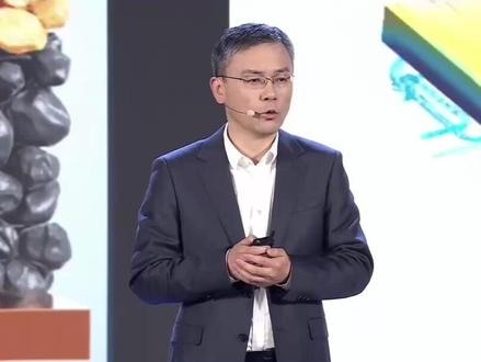 奇瑞发布犀牛电池,8分钟充500公里,建2万座秒冲站 3月18日,奇瑞在芜湖举办电池之夜,发布犀牛电池、固态电池规划及智慧能源生态。犀牛电池凭借三大核心技术实现极端场景安全,迅龙秒充8分钟可补能500公里,未来将建超2万座V2G秒充站。#奇瑞犀牛电池 #迅龙秒充 #固态电池 #V2G超充站 #奇瑞智慧能源生态