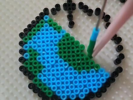 新手沉浸式拼豆#拼豆 #手工制作 #做手工 #捶地球