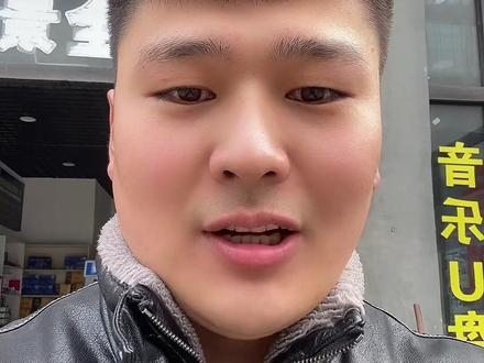 日产NV200,倒车影像不清晰,开车有盲区,给他搞一套360全景导航一体机#360全景行车记录仪 #360全景影像 #大屏导航安装 #撸车日常