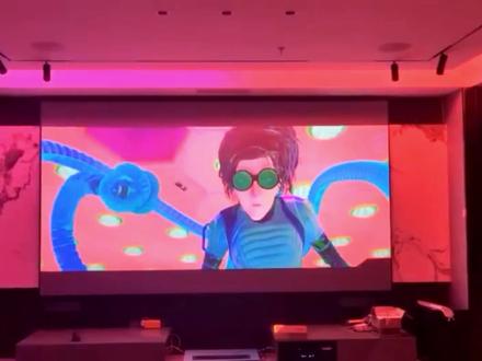 120寸激光电视 光随影动效果演示 #家庭影院 #光随影动 #飞利浦hue #激光电视 #电视氛围灯