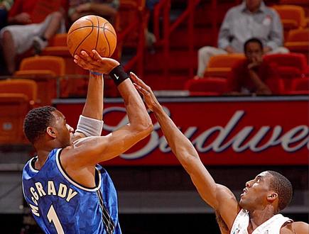 人类最大未解之谜,男生为什么总是喜欢空气投篮 #篮球 #空气投篮 #NBA