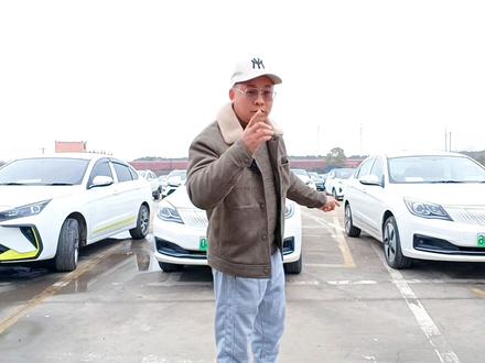 如何买到带网约车新能源二手车,用来跑滴滴#新能源二手车 #新能源电动汽车 #性价比高的电动车推荐 #买二手新能源车注意事项 #网约车