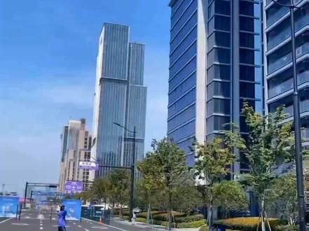 参加过成都大运会的泰国运动员小姐姐又来杭州参加亚运会啦,由衷的感慨,中国总是组织最好的比赛和提供最好的住宿,分享在亚运村的点点滴滴。#杭州亚运村#杭州亚运会 #成都大运会