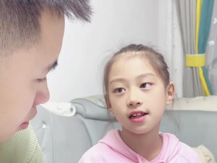 看护士帽,判断护士段位~#科普一下 #生活常识 #护士帽 #育儿经验分享 #涨知识