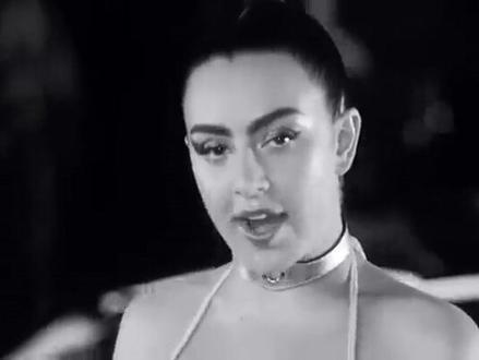 Charli XCX-Vroom Vroom