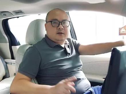 舒适版塞纳和格瑞维亚的配置你知道有哪些区别吗?#塞纳改装 #格瑞维亚改装 #商务车改装