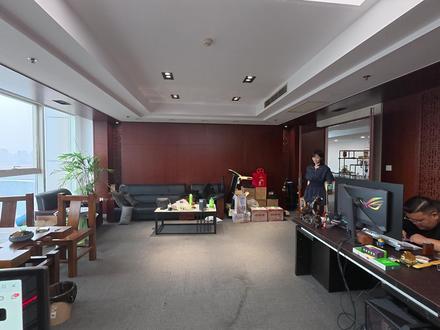 ROG魔霸9 R9-9955HX 5060 保姆级验机 感谢安徽阜阳鲍老板的信任支持
ROG魔霸9
CPU:R9-9955HX 16核心32线程
显卡:RTX5060-8G显存
内存:标配 镁光16G DDR5 5600
硬盘:标配 海力士 1TB固态硬盘
网卡:WI-FI 6E MT7922
屏幕: 京东方的屏幕 2.5K 500nits 240Hz
保全新机器,保安全下车!(直播间操作,呈现加装、验机、过程透明)
提供终身1V1技术服务支持(8-24点专业客服为您排忧解难、远程优化等)
提供终身保养服务(清灰、更换硅脂、相变、液金、导热凝胶等均不限次数)
如果您也需要视频中的专业安稳的购机服务,快来联系我们吧~~~~#抖音精选 #ROG魔霸9 #保姆级验机 #避坑指南 #游戏本