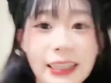 #安静公主 #vcccc#直播名场面 我滴妈,笑死我这俩人,成有节目了哈哈哈