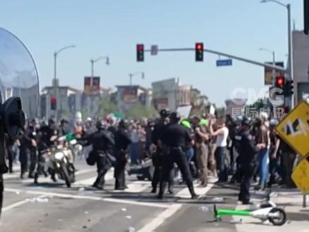 央视记者直击洛杉矶冲突现场(央视频号:国际时讯)