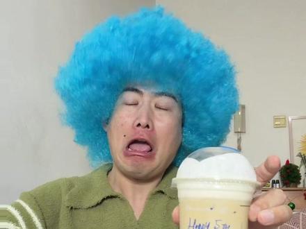 瑞幸新品联名陶喆❗浅尝生椰三重奏拿铁 #咖啡 #瑞幸咖啡 #陶喆 #生椰五岁 #椰椰椰一杯