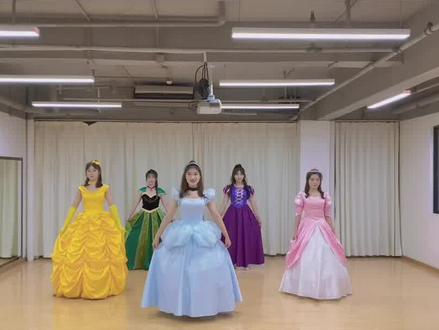 #创作灵感 #哈罗艾莉舞蹈 #甜蜜糖果屋 幼儿舞蹈,欢迎加入公主舞蹈派对!!@抖音小助手