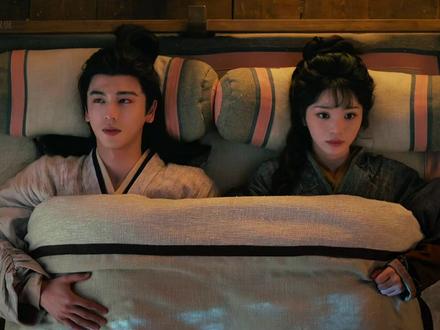 言正这是暖被窝了,首吻来啦!#逐玉#张凌赫#田曦薇#影视解说