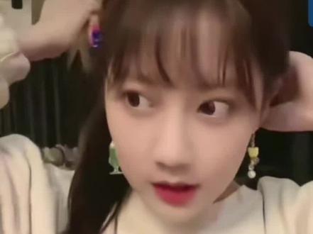 卡子的眼神恨不得把所有人杀了
#卡黄#夜蝶#恨海情天