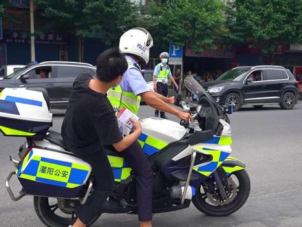 桂林灌阳考生忘带身份证,求助铁骑仅用5分钟赶回考场