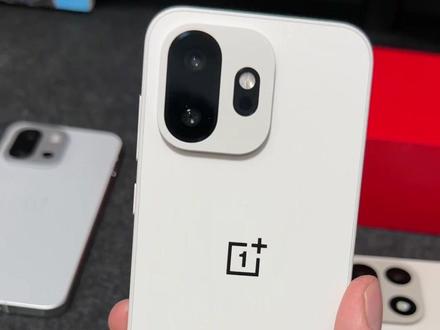 一加 15T其实是缩小版的旗舰机#一加 #一加15T