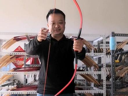 传统弓回头望月法上弦或者下弦。