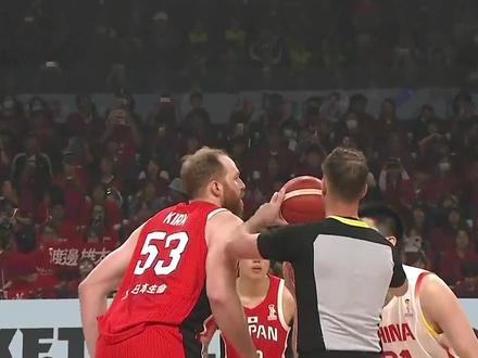 篮球不说谎!中国男篮打出血性,客场逆转战胜日本#中国男篮 #中国男篮vs日本男篮