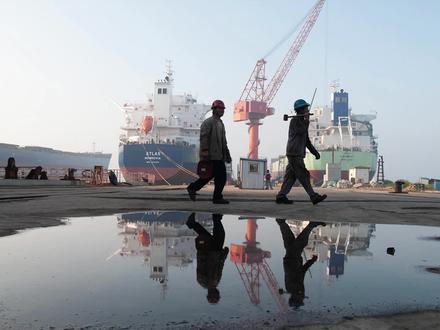 淡彩渲染场景突出主体 #摄影后期 #调色教程 #后期修图 #风光摄影 #ps修图