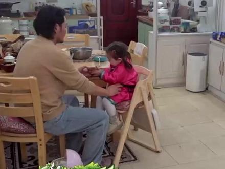 #小宇宙 说韩语软软糯糯“康桑密达~”#爸爸当家