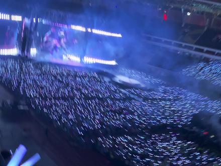 蔡依林800看台,感觉超值,到后面全部是站起来的,如果在内场后排估计什么都看不到了#演唱会 #演唱会现场live #蔡依林长沙演唱会 #蔡依林